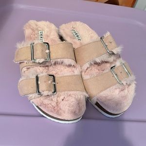 Torrid sandals Super cute